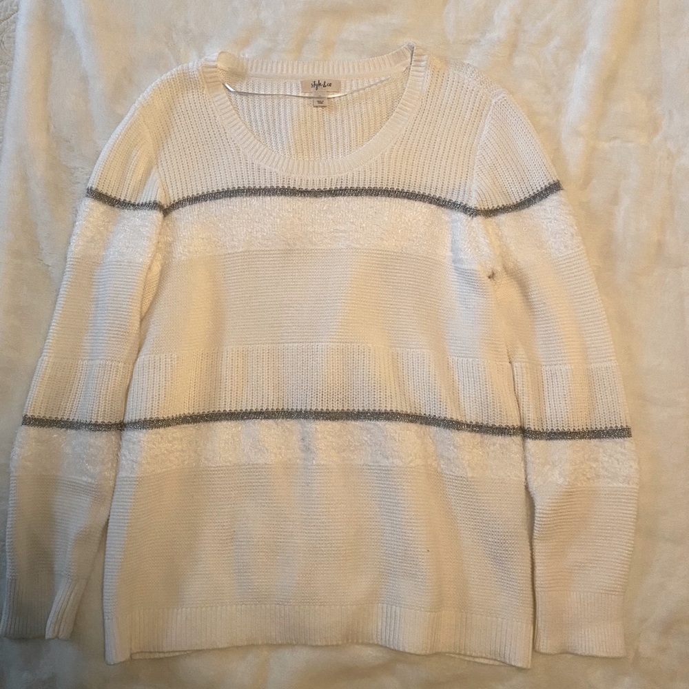 Style & Co beautiful white sweater
